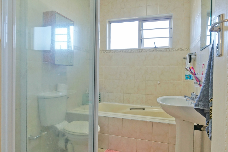 2 Bedroom Property for Sale in Abbotsford Eastern Cape